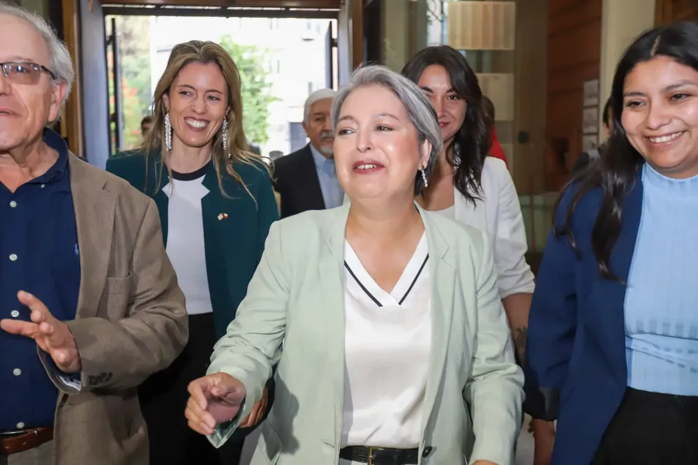 Jeannette Jara  Fotógrafo Cristian Daniel González Henríquez para The Times en Español